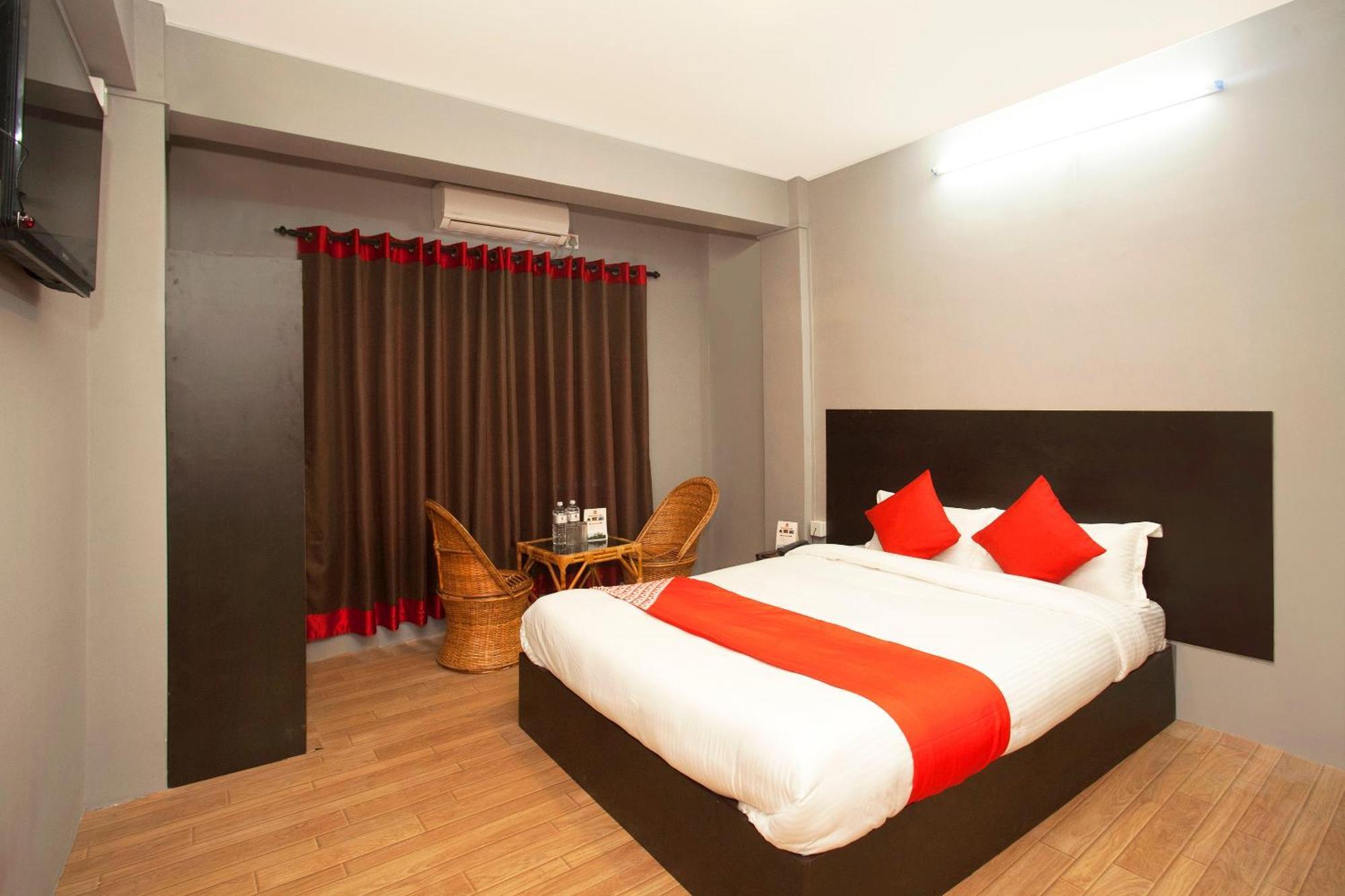Oyo 587 Hotel Tradition Inn Kathmandu Esterno foto