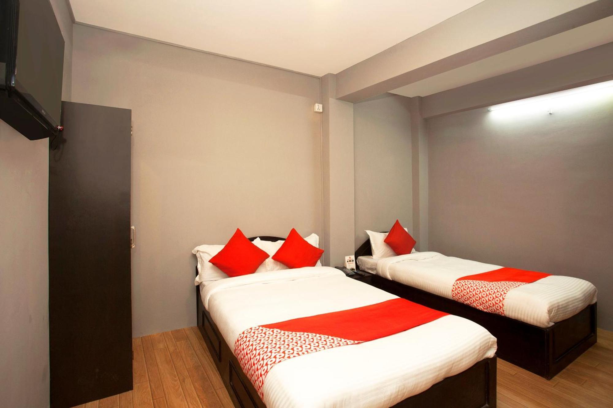 Oyo 587 Hotel Tradition Inn Kathmandu Esterno foto