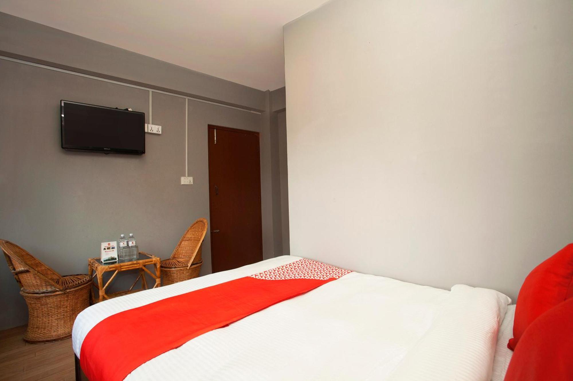Oyo 587 Hotel Tradition Inn Kathmandu Esterno foto