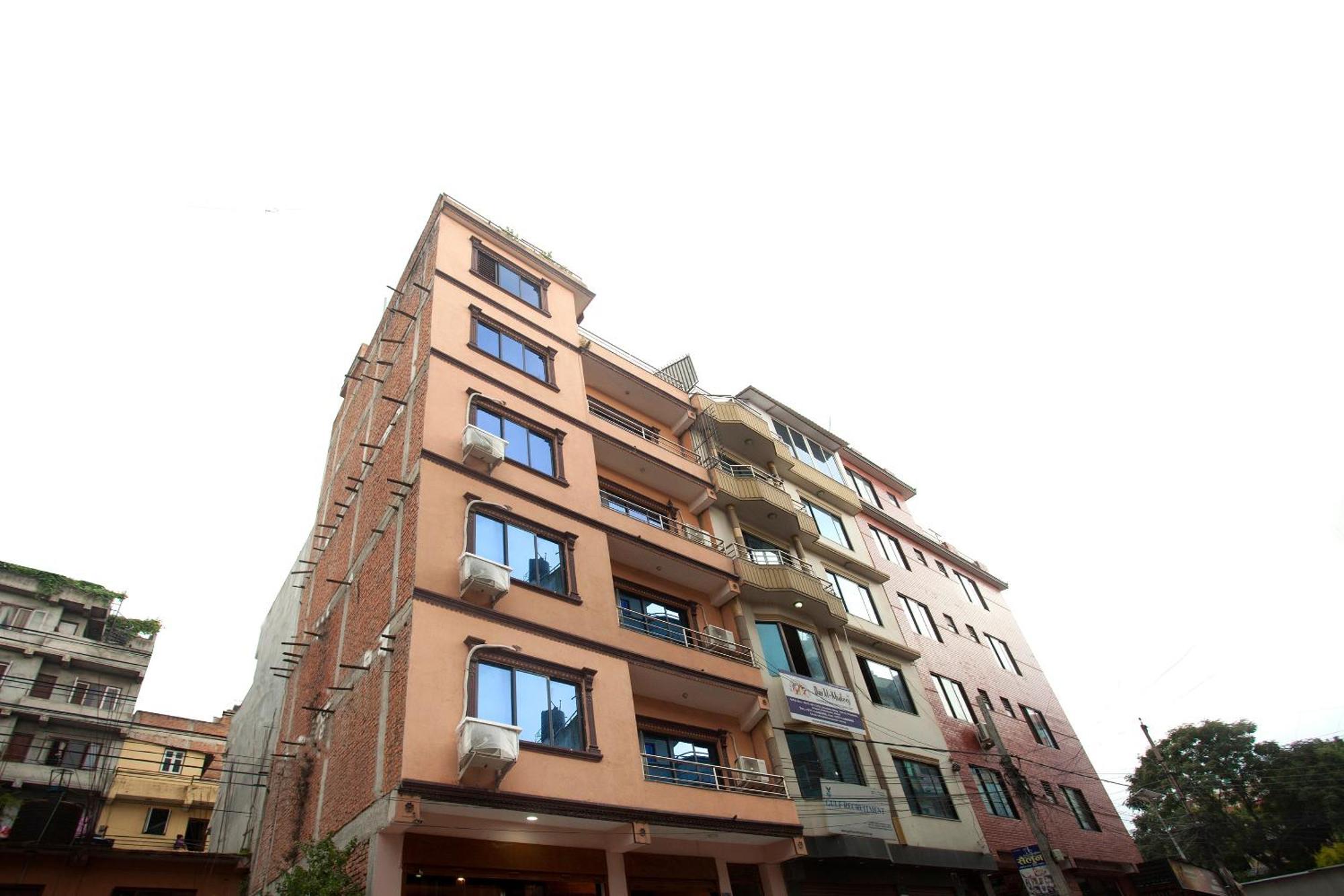 Oyo 587 Hotel Tradition Inn Kathmandu Esterno foto