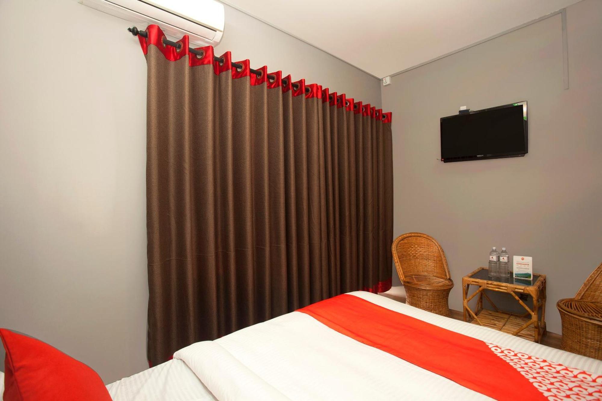 Oyo 587 Hotel Tradition Inn Kathmandu Esterno foto