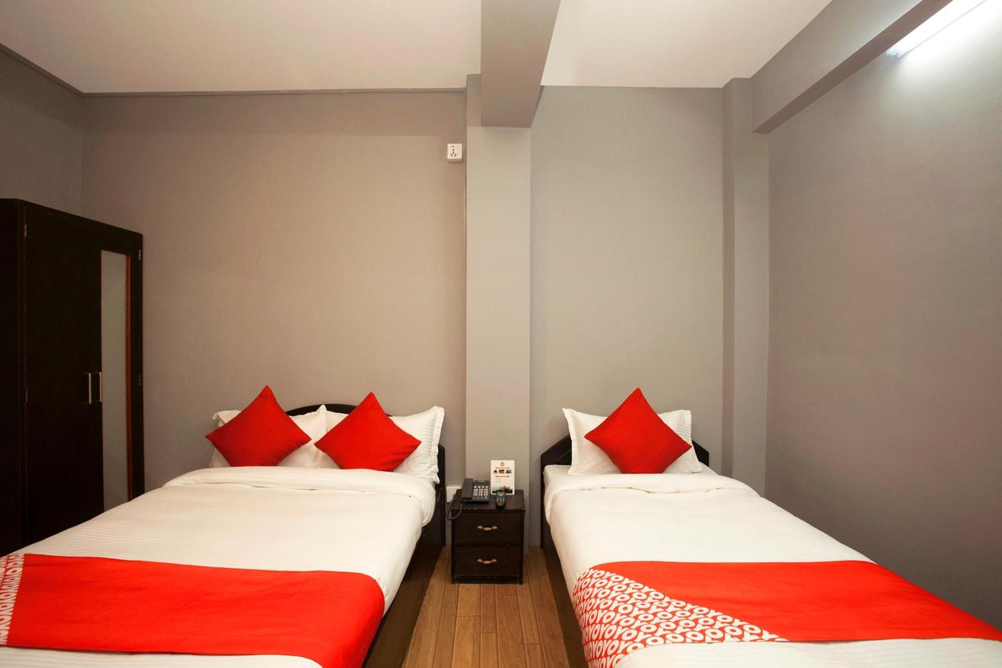 Oyo 587 Hotel Tradition Inn Kathmandu Esterno foto